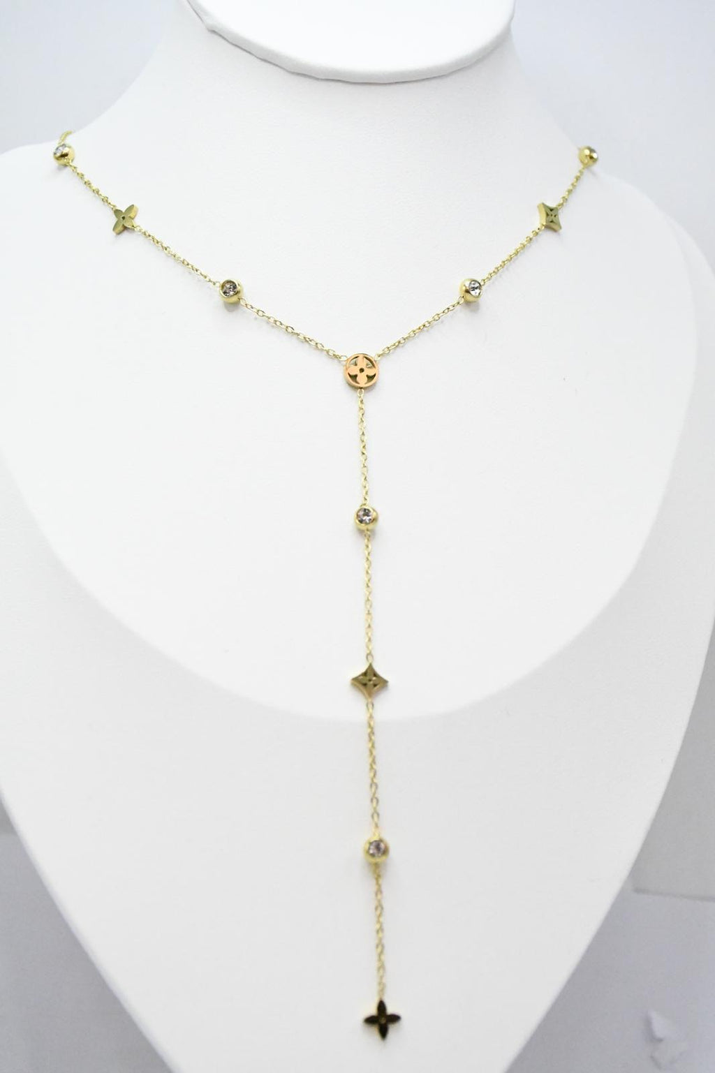 Collier Lariat Trèfle et Strass