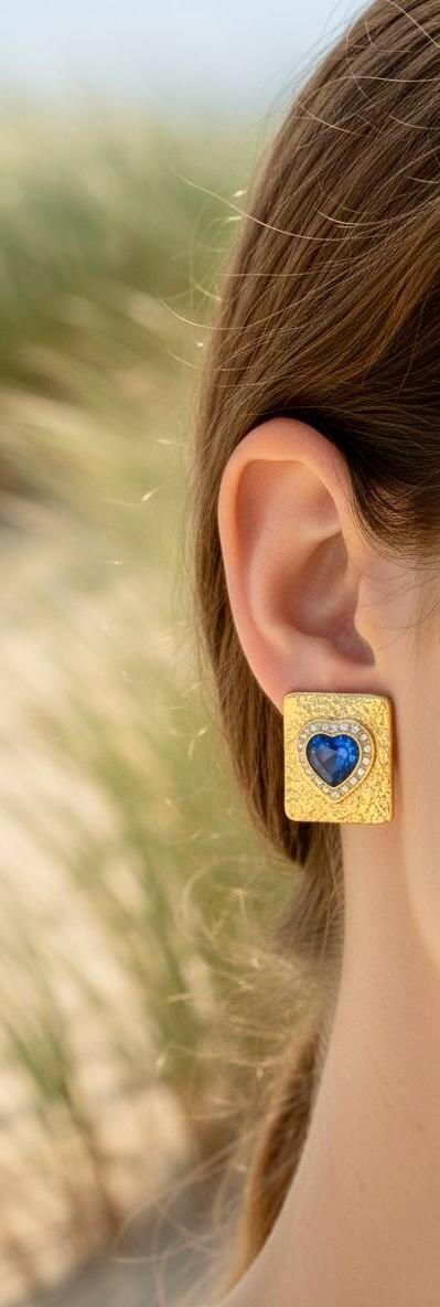 Boucles d'Oreilles dorées cœur bleu saphir